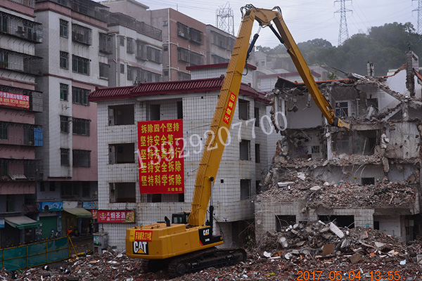 深圳天健CAT336-22米拆楼臂案例